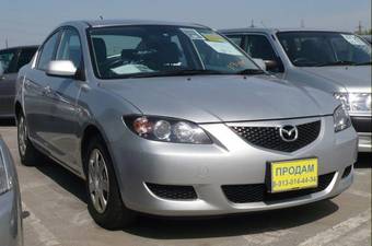 2004 Mazda Axela Pictures