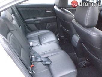 2004 Mazda Axela Pictures