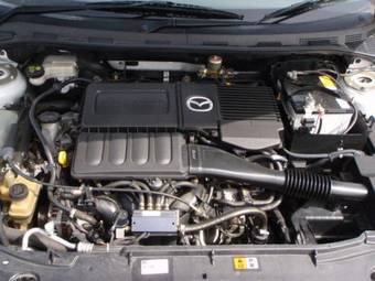 2004 Mazda Axela Pictures