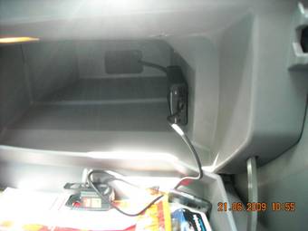 2004 Mazda Axela Pictures