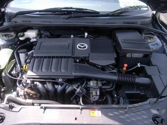 2004 Mazda Axela Pics