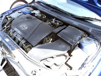 2004 Mazda Axela Pics