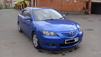 2004 Mazda Axela Photos