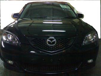 2004 Mazda Axela Pictures