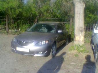 2004 Mazda Axela Pictures