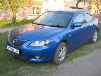 2004 Mazda Axela Photos