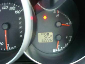 2004 Mazda Axela Pictures