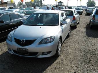 2004 Mazda Axela Pics