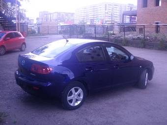 2004 Mazda Axela Photos