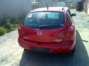 2004 Mazda Axela Pictures