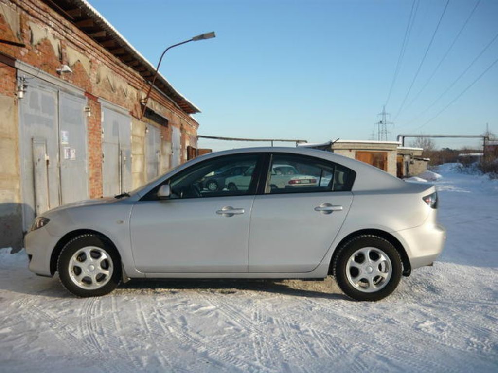 2005 Mazda Axela