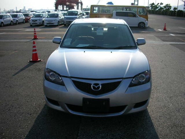 2005 Mazda Axela