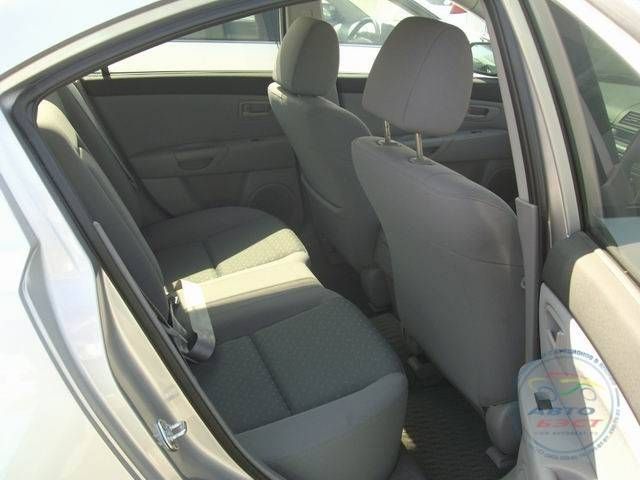 2005 Mazda Axela
