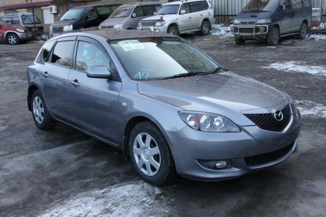 2005 Mazda Axela