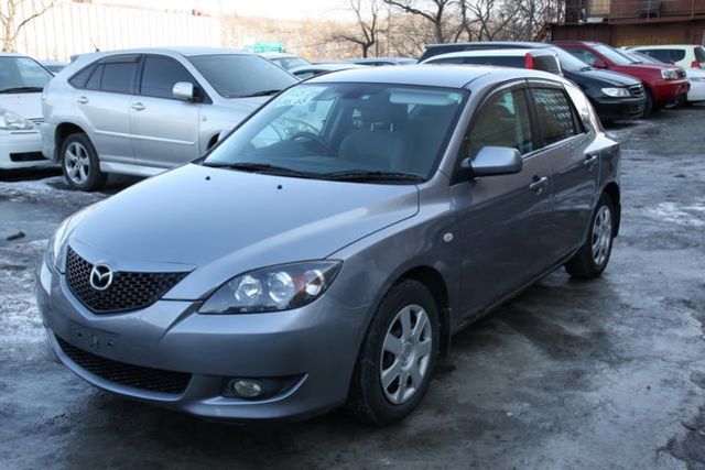 2005 Mazda Axela