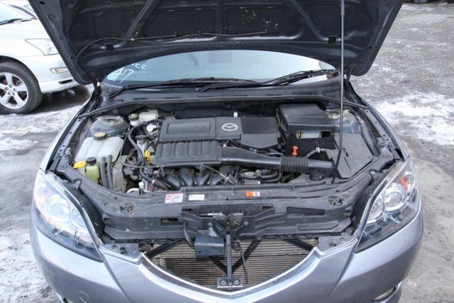 2005 Mazda Axela