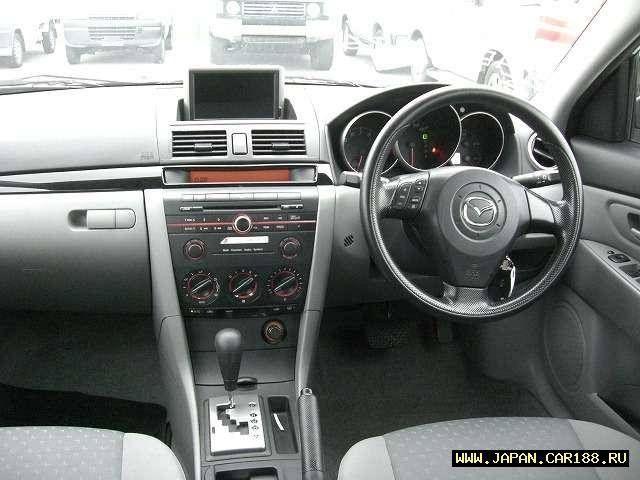 2005 Mazda Axela