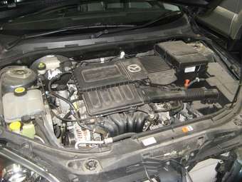 2005 Mazda Axela Pics