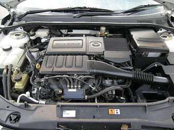 2005 Mazda Axela Pictures
