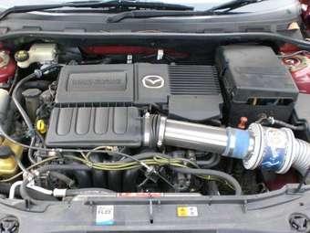 2005 Mazda Axela Pictures