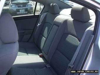 2005 Mazda Axela Pics