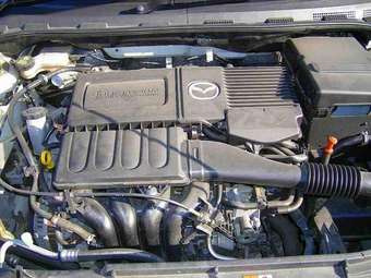 2005 Mazda Axela Pictures