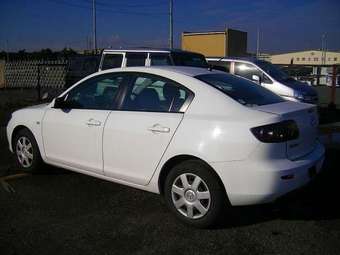 2005 Mazda Axela Wallpapers