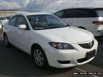 2005 Mazda Axela Pictures