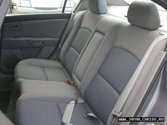 2005 Mazda Axela Wallpapers
