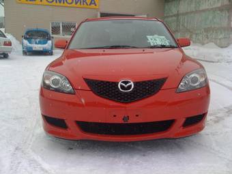 2005 Mazda Axela Pictures