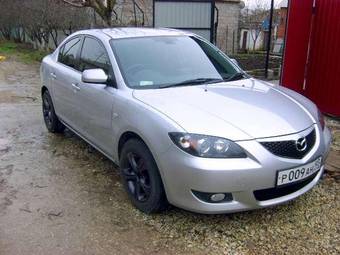 2005 Mazda Axela Photos