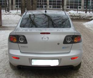 2005 Mazda Axela Pictures