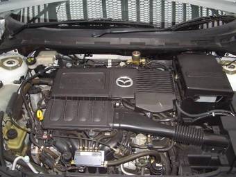 2005 Mazda Axela Photos