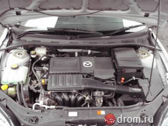 2005 Mazda Axela Pictures