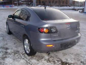 2005 Mazda Axela Photos