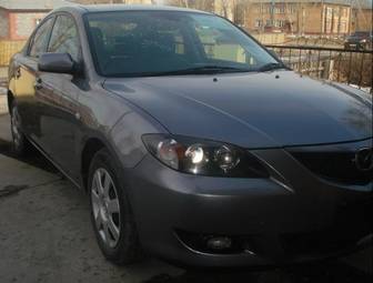 2005 Mazda Axela Photos