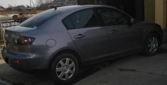 2005 Mazda Axela Pics