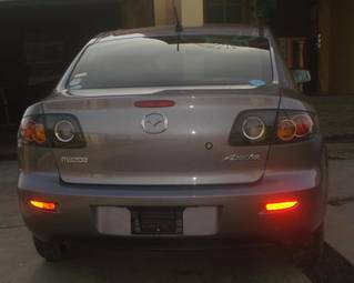 2005 Mazda Axela Pictures