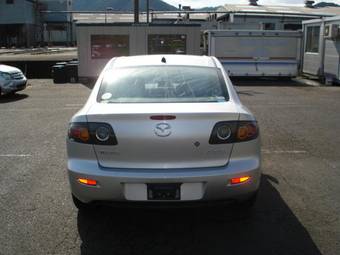 2005 Mazda Axela Photos