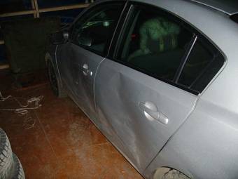 2005 Mazda Axela Pics