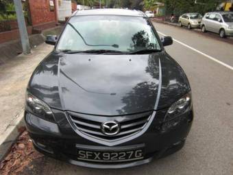 2005 Mazda Axela Photos