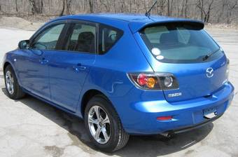 2005 Mazda Axela Photos