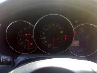 2005 Mazda Axela Pics