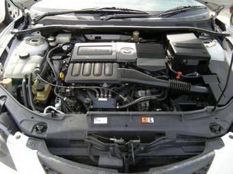 2005 Mazda Axela Photos