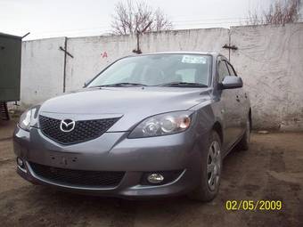 2005 Mazda Axela Photos