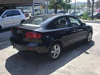 2005 Mazda Axela Photos