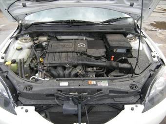 2005 Mazda Axela Pictures