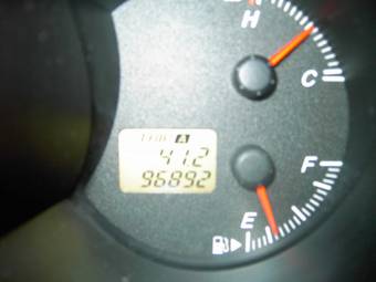 2005 Mazda Axela Images