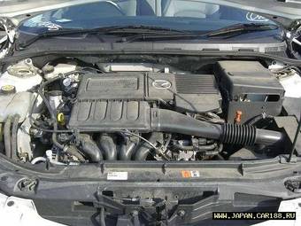 2005 Mazda Axela Pictures
