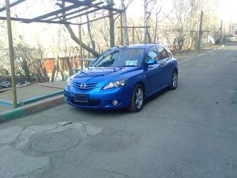 2005 Mazda Axela Pictures